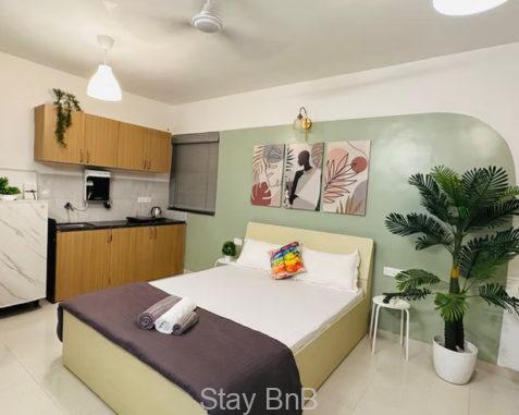 Studio Service Apartment in Koregaon Park, Pune