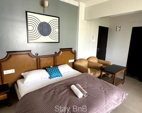 Studio Service Apartments in Koregaon Park Annex Pune